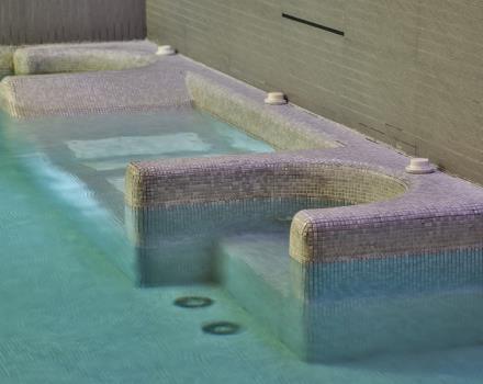 Relax in the Wellness Centre with swimming pool and Jacuzzi!